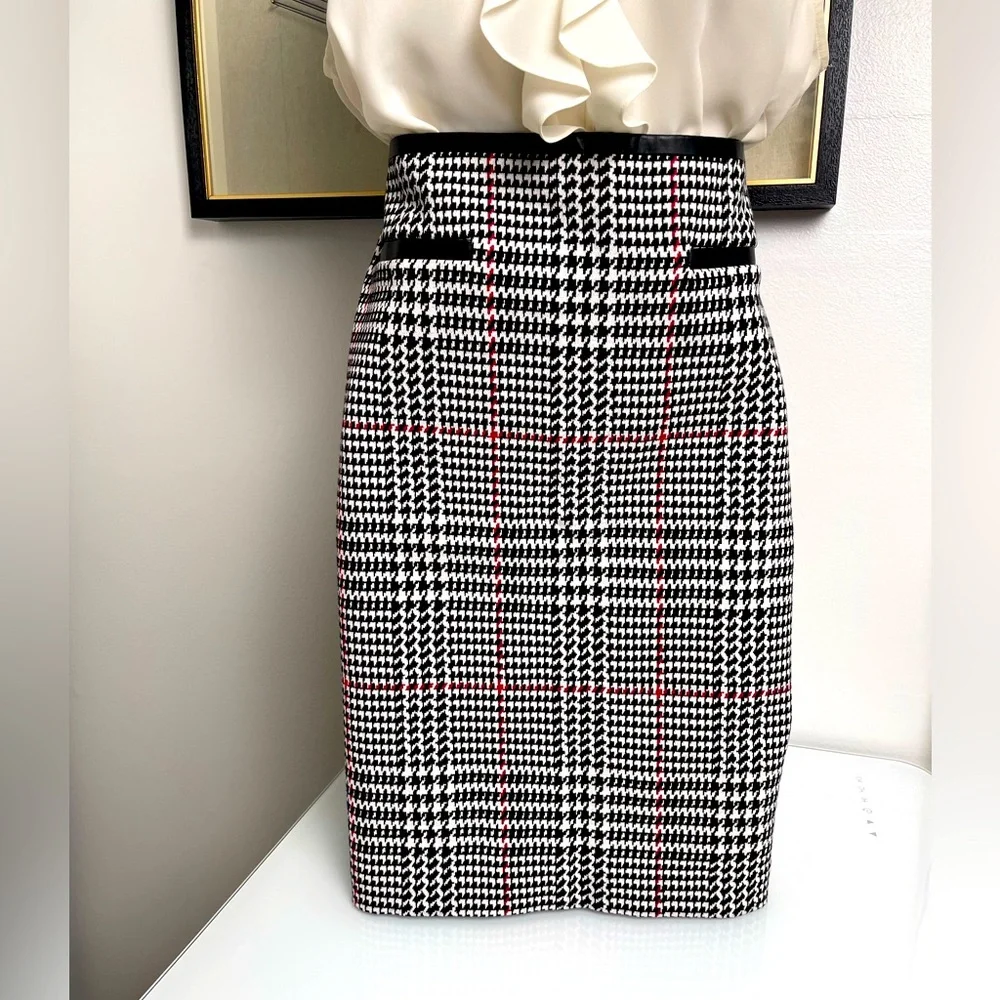 Talbots - Picture 1 of 16